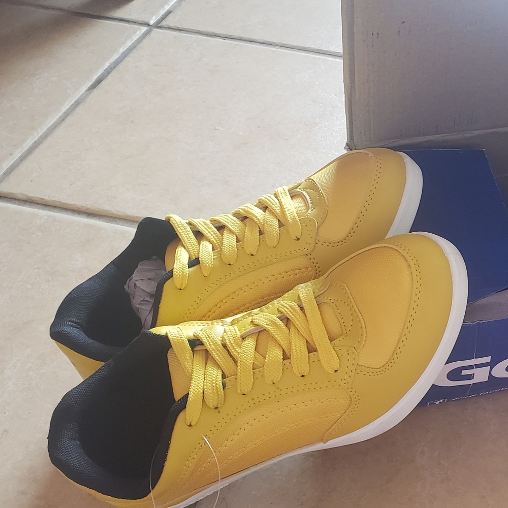 Goldstar shoe (brand new)